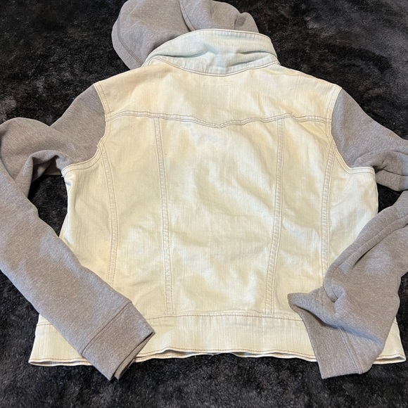 Jessica Simpson Crop Jean Jacket - Picture 3 of 3